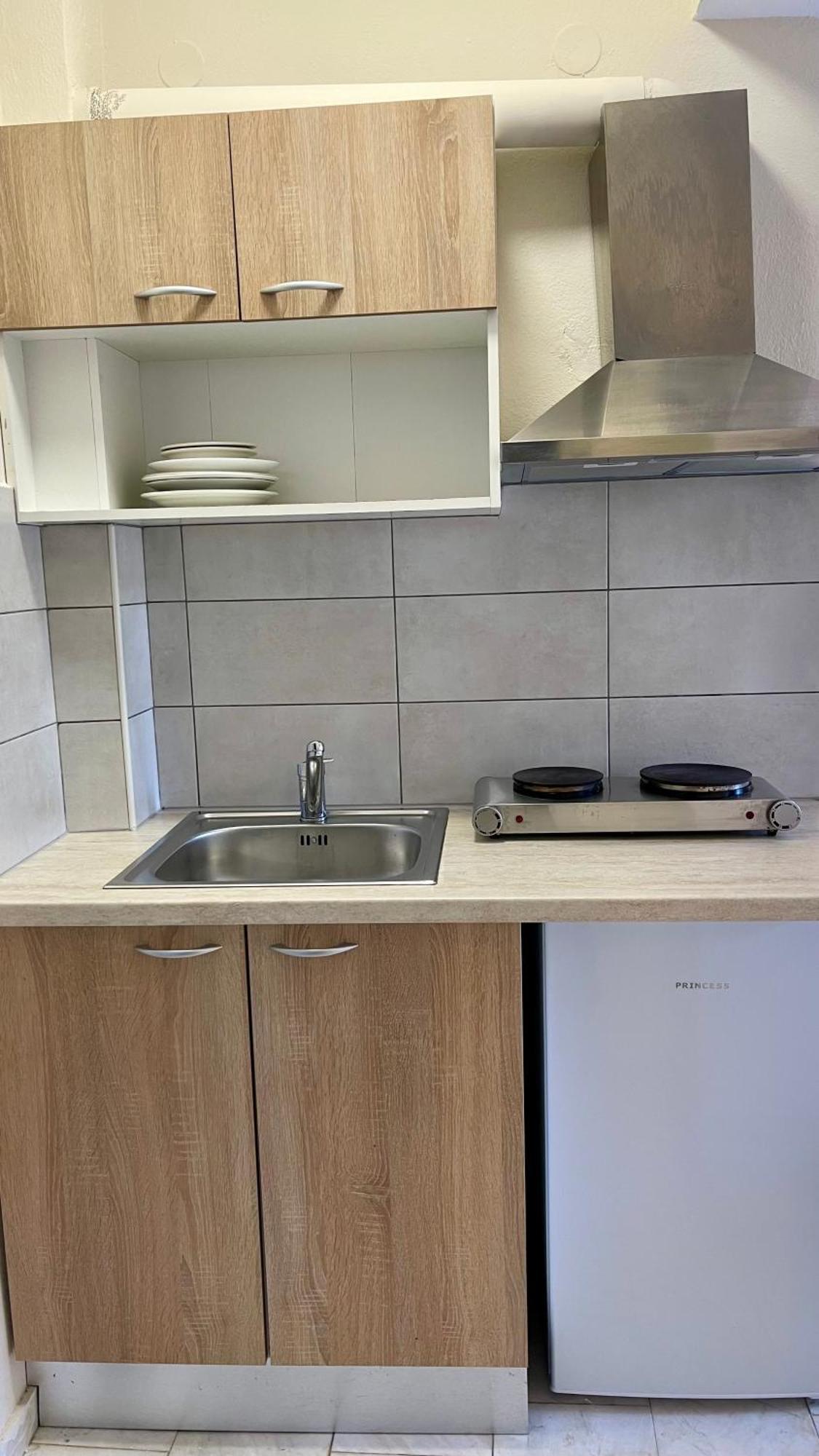 Velonis Apartments Лептокарія Екстер'єр фото